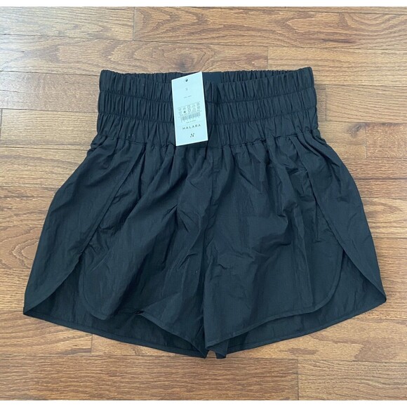 HALARA Super High Waisted  Split Hem 2 In 1 Casual Shorts 2.5"  Size Small - Picture 5 of 12